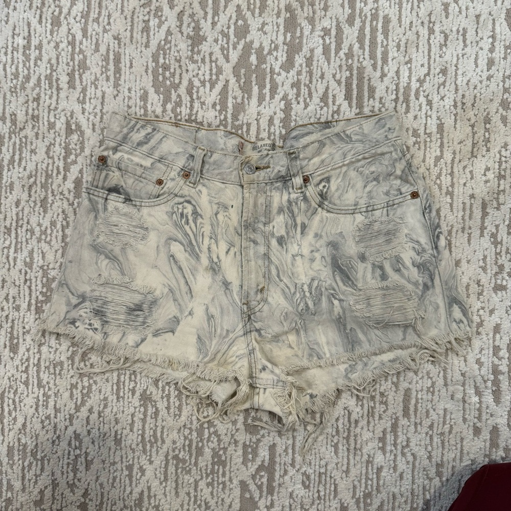 Levi’s Relax Fit 550 Jean Cutoffs - Marbled
